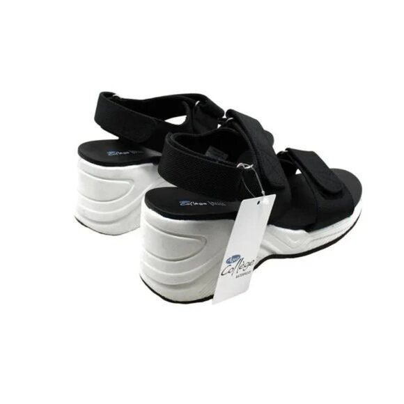 Sandals - Picture 5 of 8